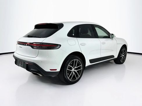 Certified 2025 Porsche Macan AWD/4WD image 7