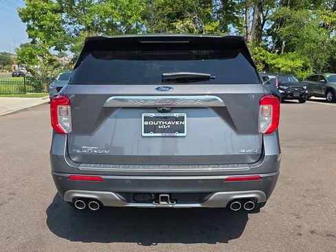 Used 2021 Ford Explorer Platinum w/ Equipment Group 601A AWD/4WD image 4