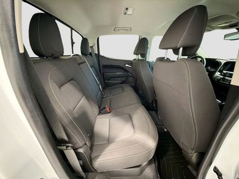 Used 2020 Chevrolet Colorado LT w/ LT Convenience Package image 21