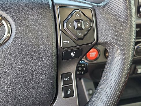 Used 2021 Toyota Tacoma TRD Off-Road w/ Technology Package image 23