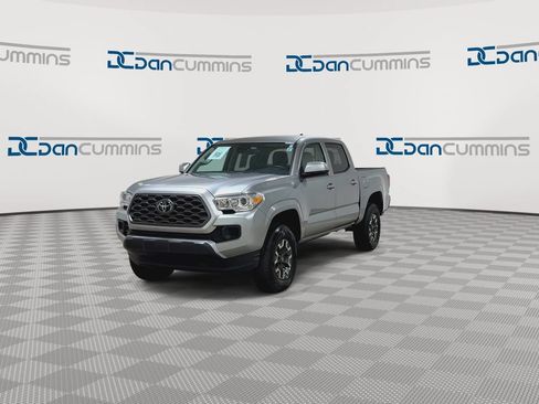 Used 2023 Toyota Tacoma SR AWD/4WD image 5