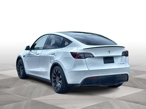Used 2023 Tesla Model Y Performance AWD/4WD image 6