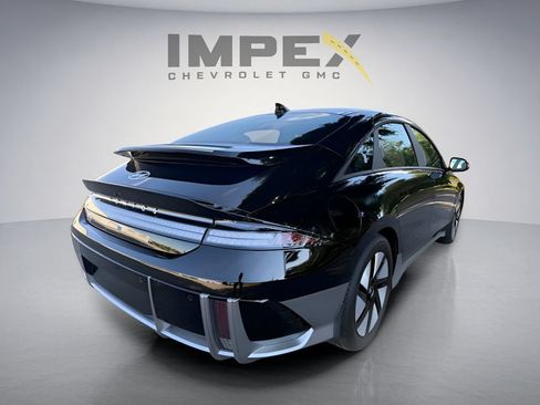 Used 2024 Hyundai Ioniq 6 SE RWD image 5