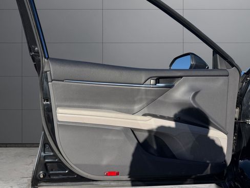 Used 2024 Toyota Camry LE image 14