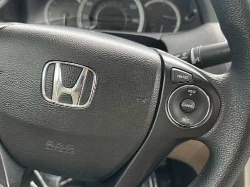 Used 2015 Honda Accord LX image 30
