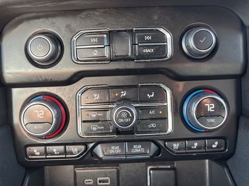 Used 2024 Chevrolet Tahoe Premier image 54