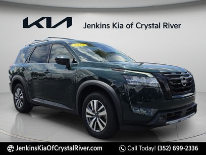 Used 2023 Nissan Pathfinder SL