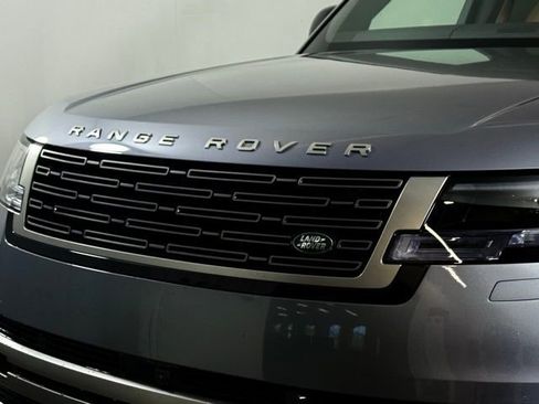 New 2026 Land Rover Range Rover SE image 14