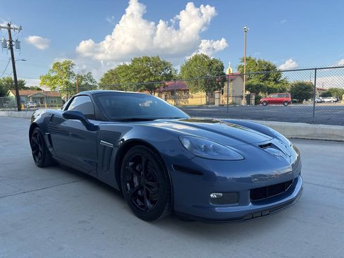 Used 2013 Chevrolet Corvette Grand Sport w/ 2LT Preferred Equipment Group RWD image 11