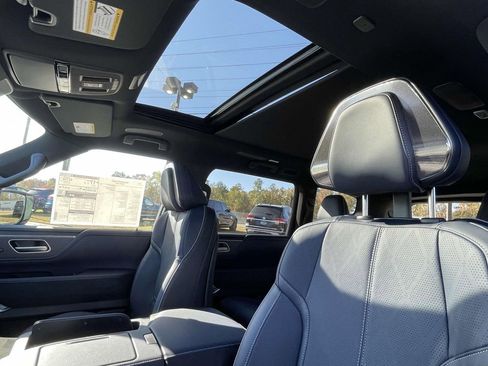 New 2026 INFINITI QX80 4WD w/ Sport Exterior Package image 16