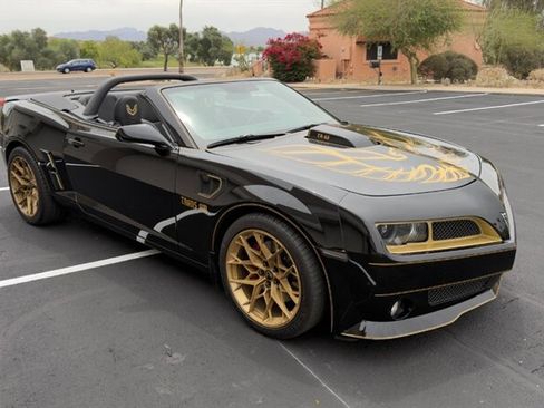 Used 2013 Chevrolet Camaro SS w/ RS Package RWD image 16