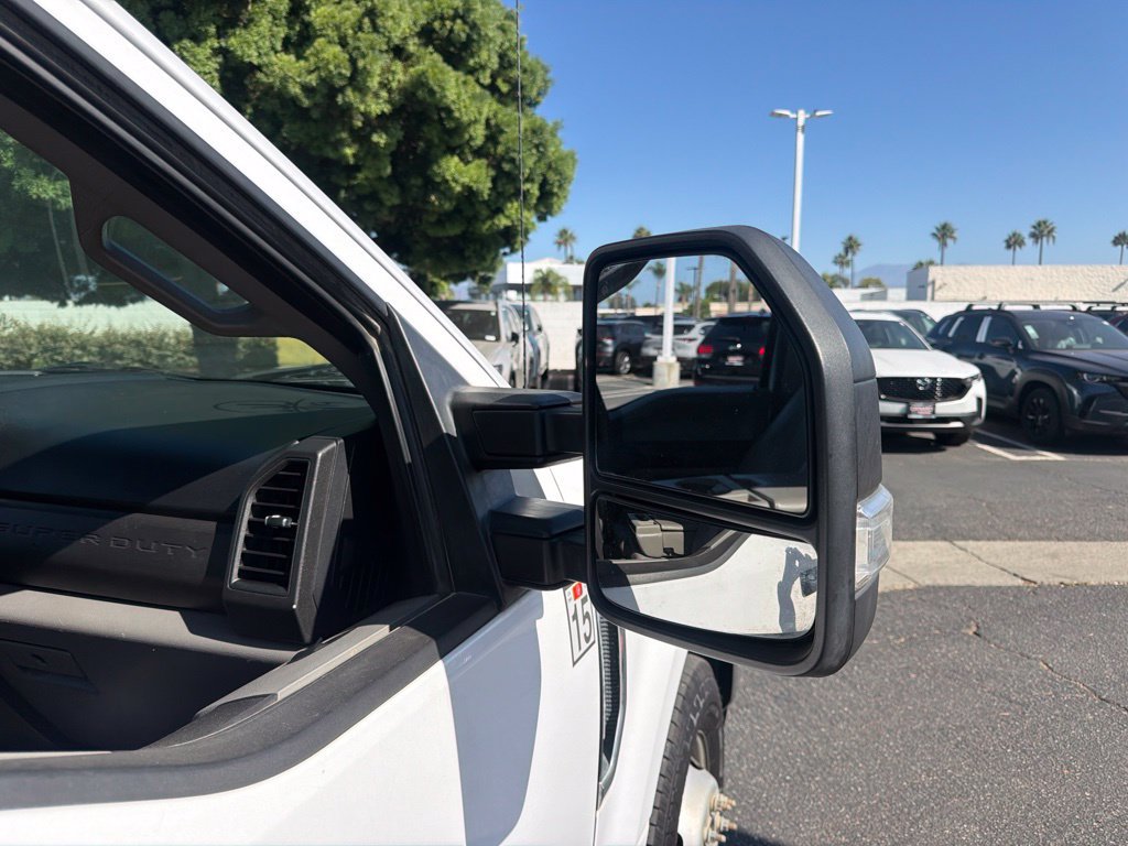 Used 2020 Ford F350 2WD Regular Cab DRW Super Duty image 20