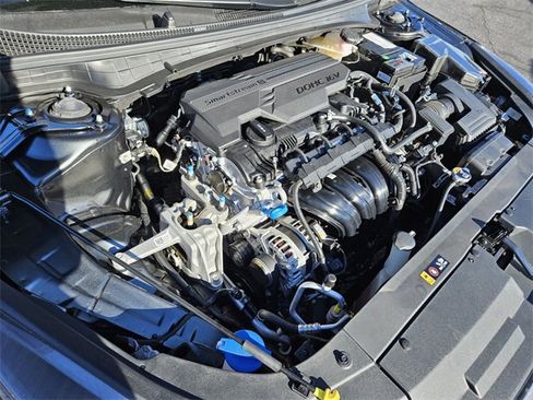 Used 2025 Kia K4 EX image 17