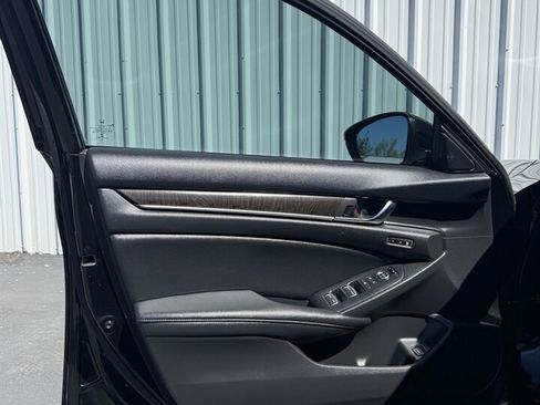 Used 2020 Honda Accord EX-L image 12