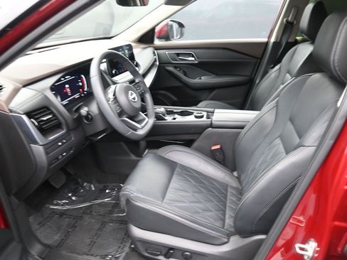 Used 2023 Nissan Rogue Platinum w/ Platinum Premium Package AWD/4WD image 10