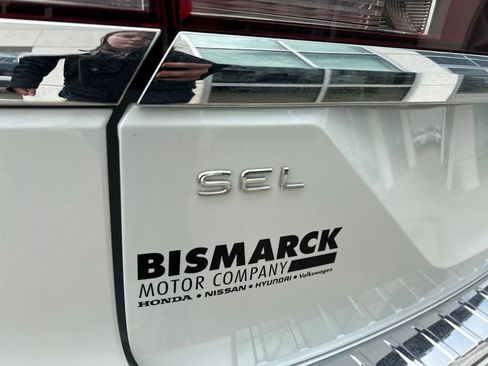 Certified 2024 Volkswagen Atlas SEL AWD/4WD image 6