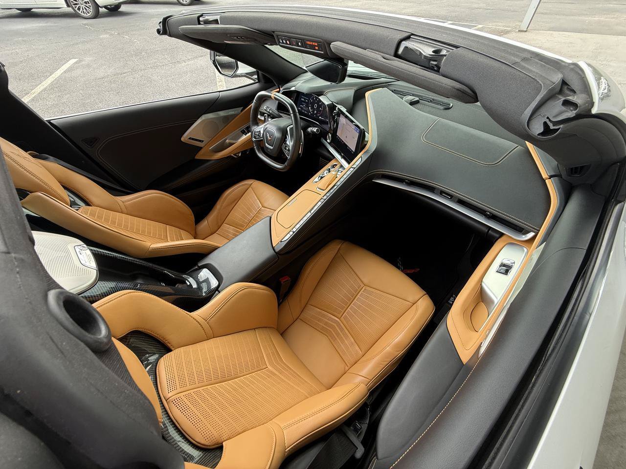 Used 2021 Chevrolet Corvette Coupe w/ 2LT w/ Engine Appearance Package RWD image 33