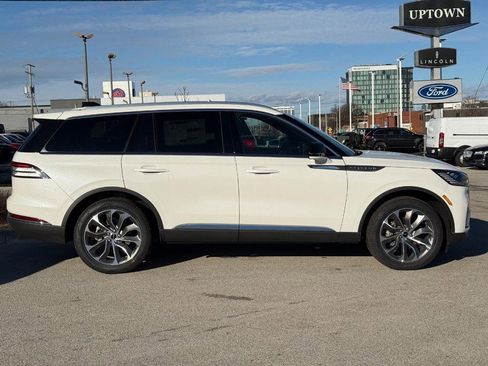 New 2026 Lincoln Aviator Reserve image 2