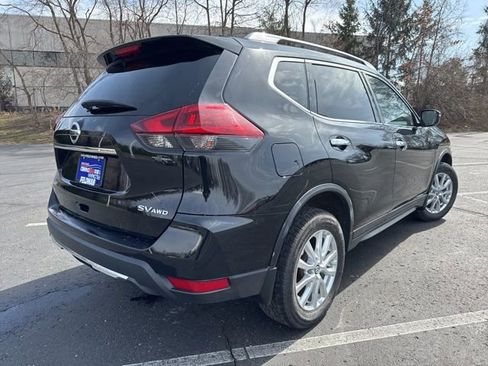 Used 2020 Nissan Rogue SV image 5