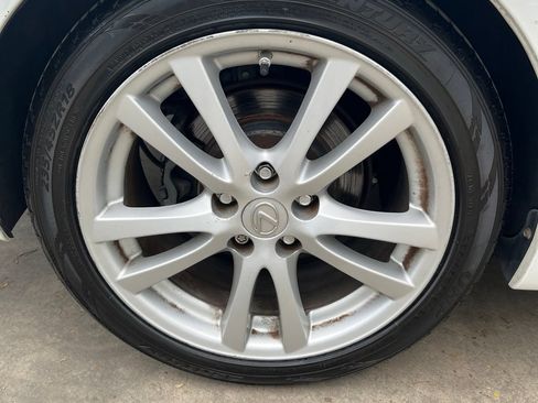 Used 2007 Lexus IS 250 w/ Premium Pkg RWD image 24