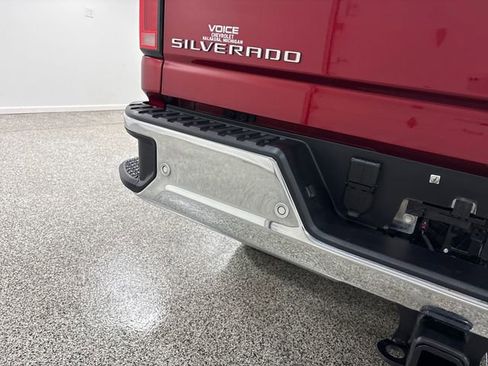 Used 2025 Chevrolet Silverado 3500 LTZ w/ LTZ Premium Package image 38
