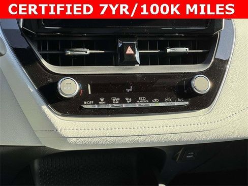 Used 2024 Toyota Corolla SE image 18