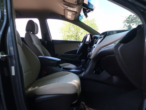Used 2017 Hyundai Santa Fe Sport AWD/4WD image 26