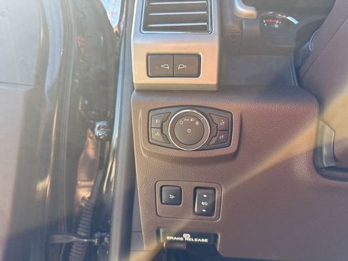 Used 2019 Ford F350 King Ranch w/ King Ranch Ultimate Package image 13