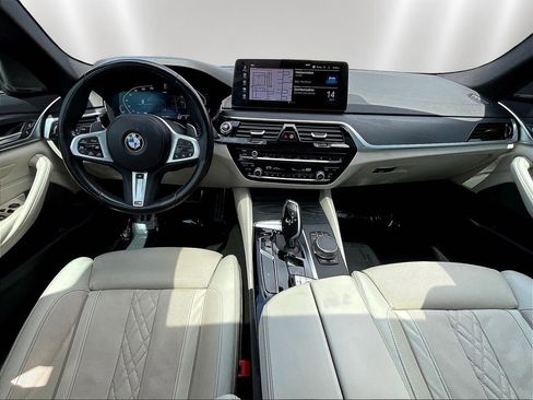 Used 2022 BMW 540i xDrive w/ M Sport Package AWD/4WD image 7