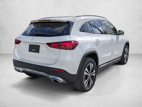 New 2026 Mercedes-Benz GLA 250 image 2