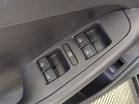 Used 2014 Volkswagen Jetta SE image 20