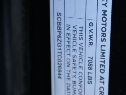 New 2026 Bentley Flying Spur Azure image 31