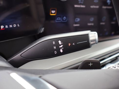 New 2026 Chevrolet Traverse LT w/ Sun and Wheel Package image 16