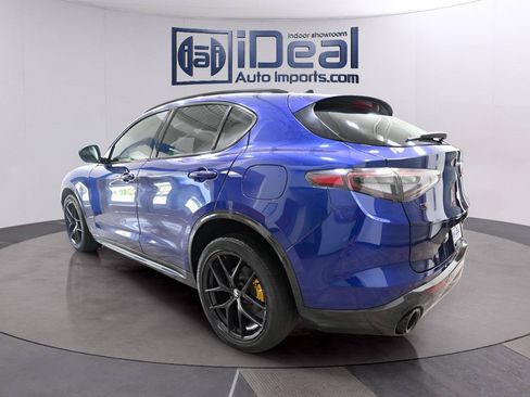 Used 2021 Alfa Romeo Stelvio Ti Sport AWD/4WD image 3