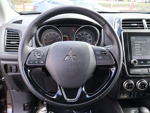 Used 2024 Mitsubishi Outlander Sport SE AWD/4WD image 37
