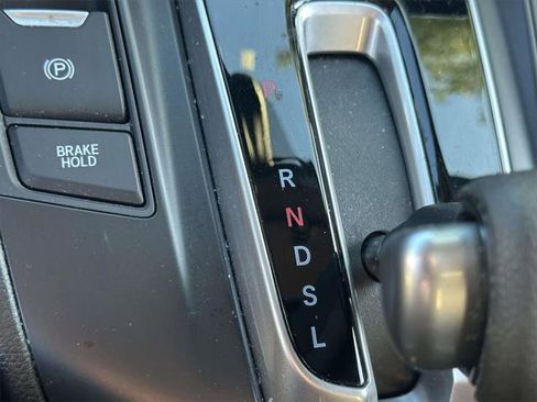 Used 2019 Honda CR-V EX image 18