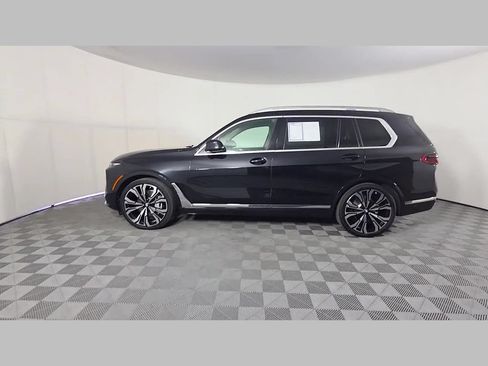 Used 2024 BMW X7 xDrive40i AWD/4WD image 49