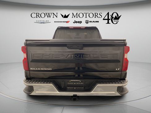 Used 2024 Chevrolet Silverado 1500 LT AWD/4WD image 5