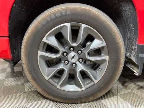 Used 2022 Chevrolet Silverado 1500 RST image 12