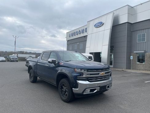 Used 2019 Chevrolet Silverado 1500 LTZ w/ LTZ Plus Package image 36