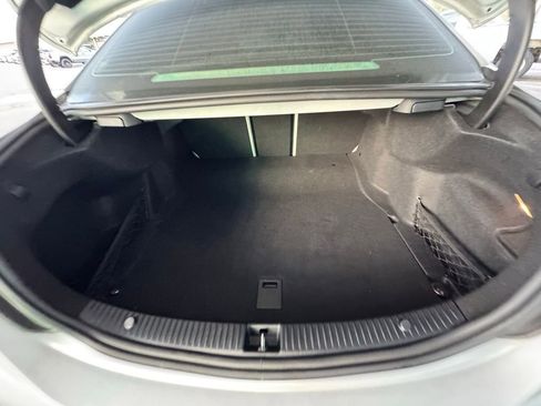 Used 2018 Mercedes-Benz C 300 Sedan image 9