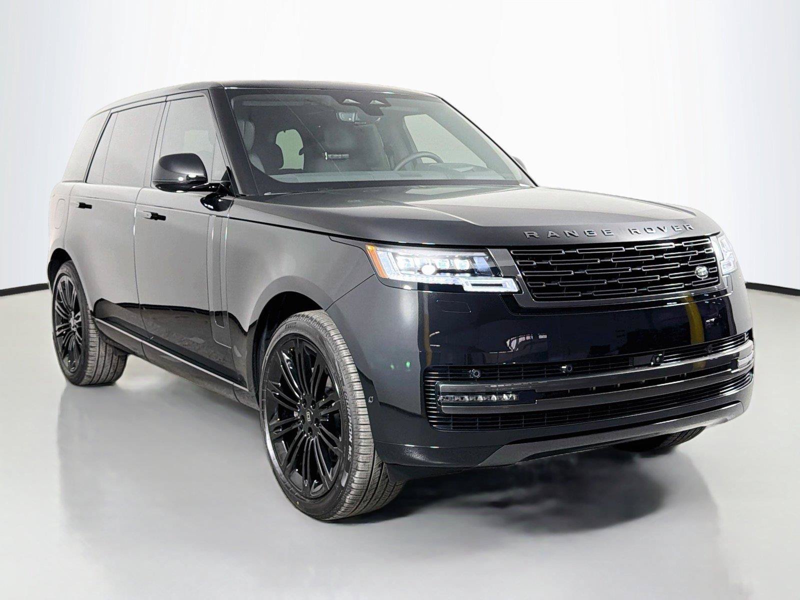 New 2027 Land Rover Range Rover Long Wheelbase SE AWD/4WD image 3