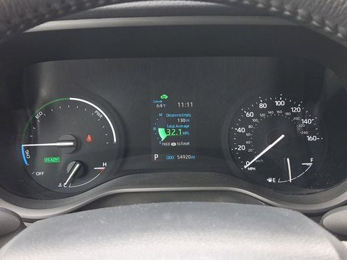 Used 2023 Toyota Sienna XLE image 14