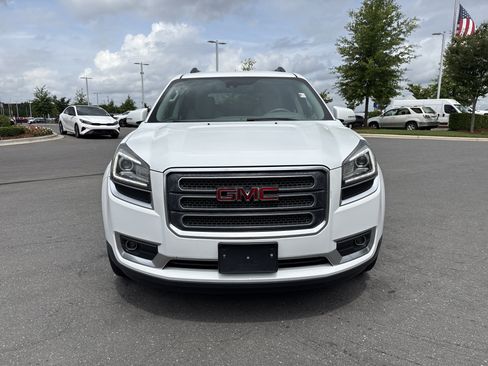 Used 2017 GMC Acadia Limited SLT FWD image 3