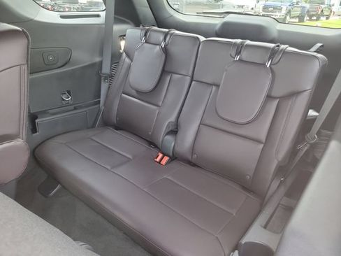 Used 2026 Ford Explorer Platinum RWD image 15