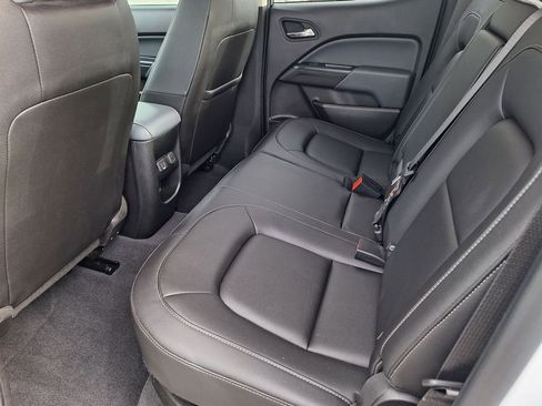 Used 2020 Chevrolet Colorado Z71 image 12