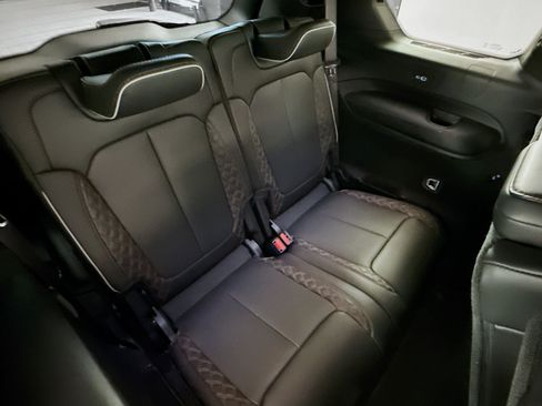 Used 2022 Jeep Grand Cherokee L Summit AWD/4WD image 27