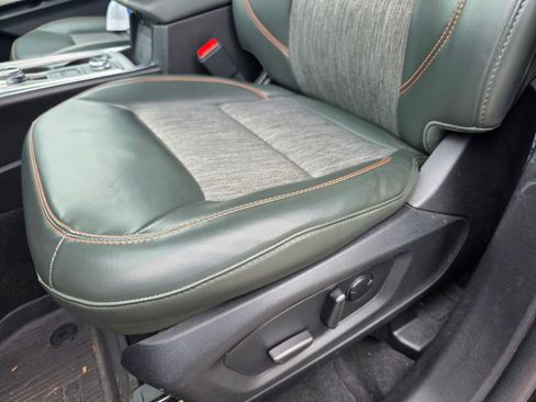 Used 2022 Ford Explorer Timberline w/ Timberline Technology Package AWD/4WD image 12