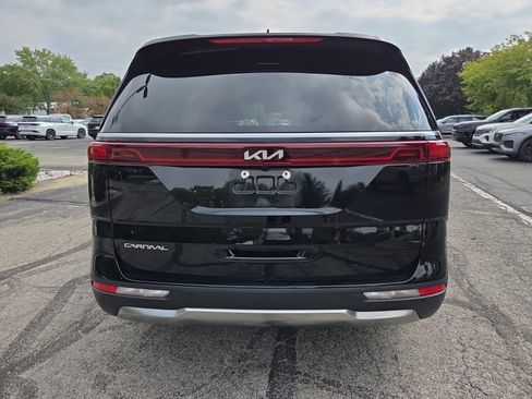 Used 2023 Kia Carnival SX Prestige FWD image 8