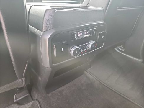 Used 2020 Ford Expedition Limited AWD/4WD image 31